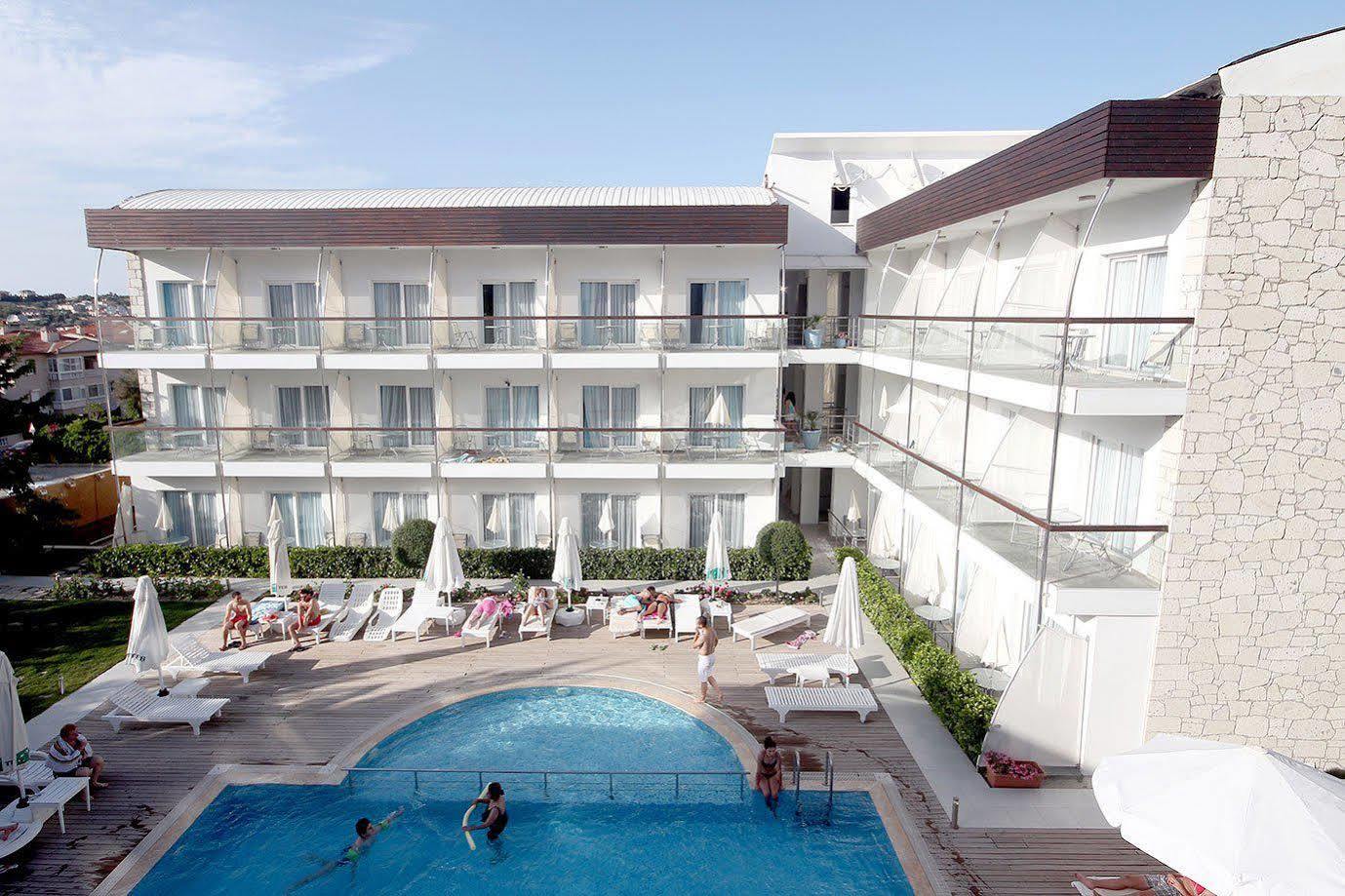 Hotel Yeni