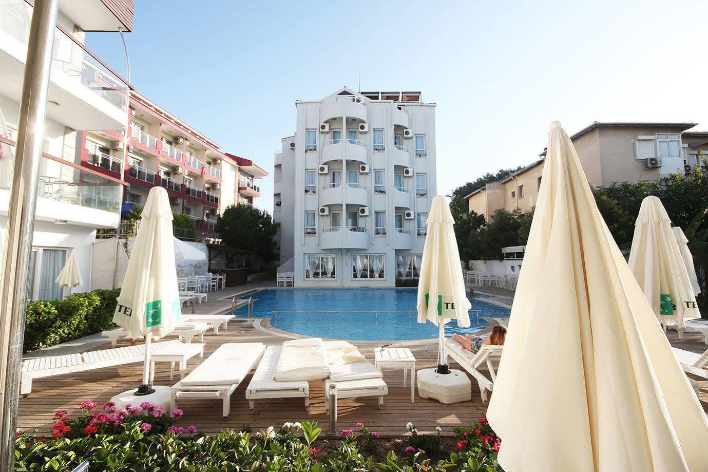 Hotel Yeni 3*